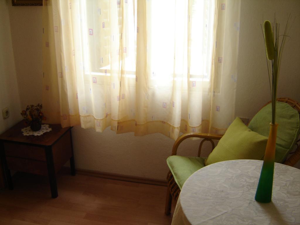 חוואר Apartmani Luna מראה חיצוני תמונה