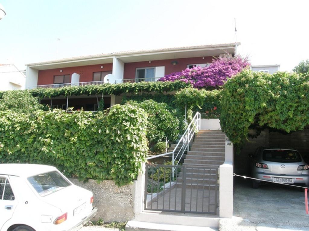חוואר Apartmani Luna מראה חיצוני תמונה