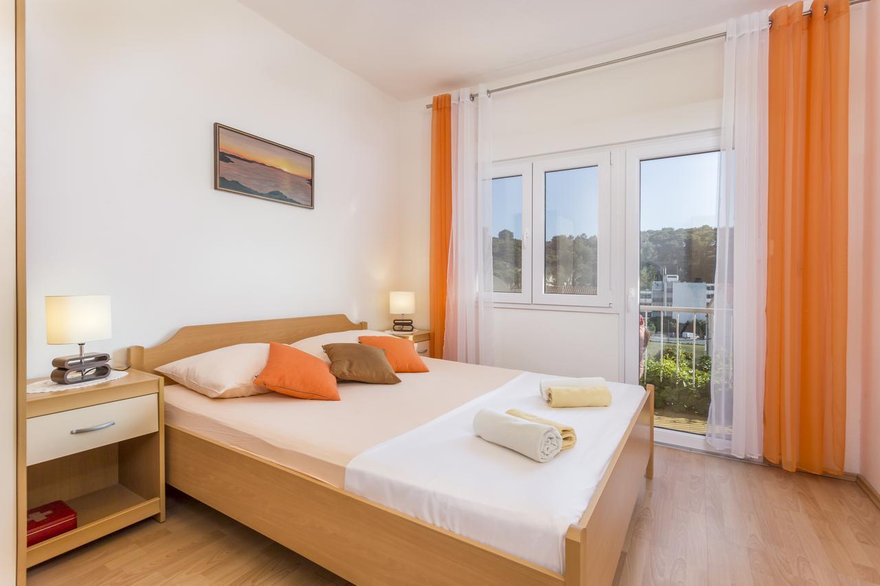חוואר Apartmani Luna מראה חיצוני תמונה