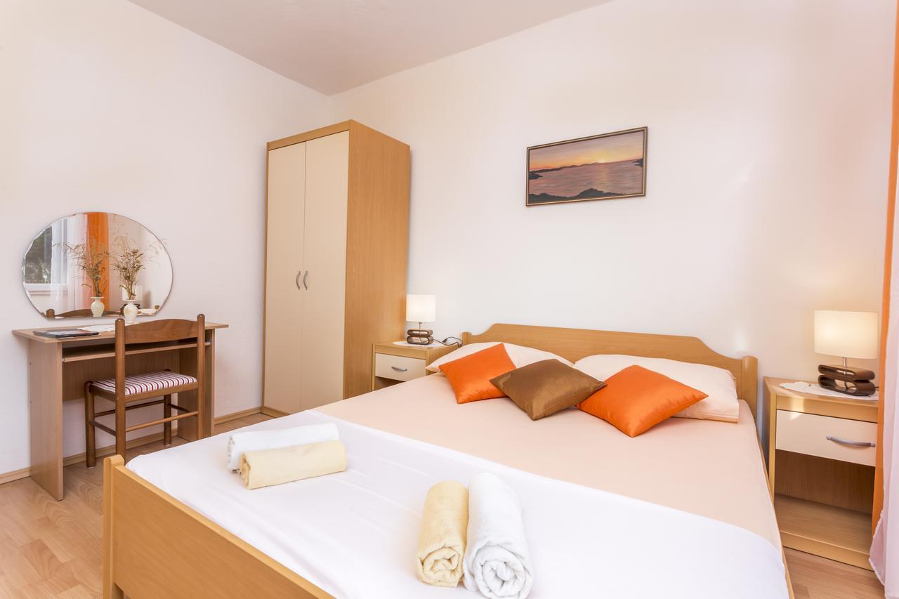 חוואר Apartmani Luna מראה חיצוני תמונה