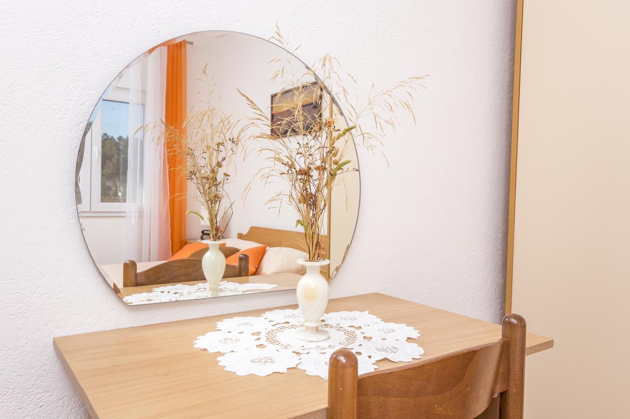 חוואר Apartmani Luna מראה חיצוני תמונה